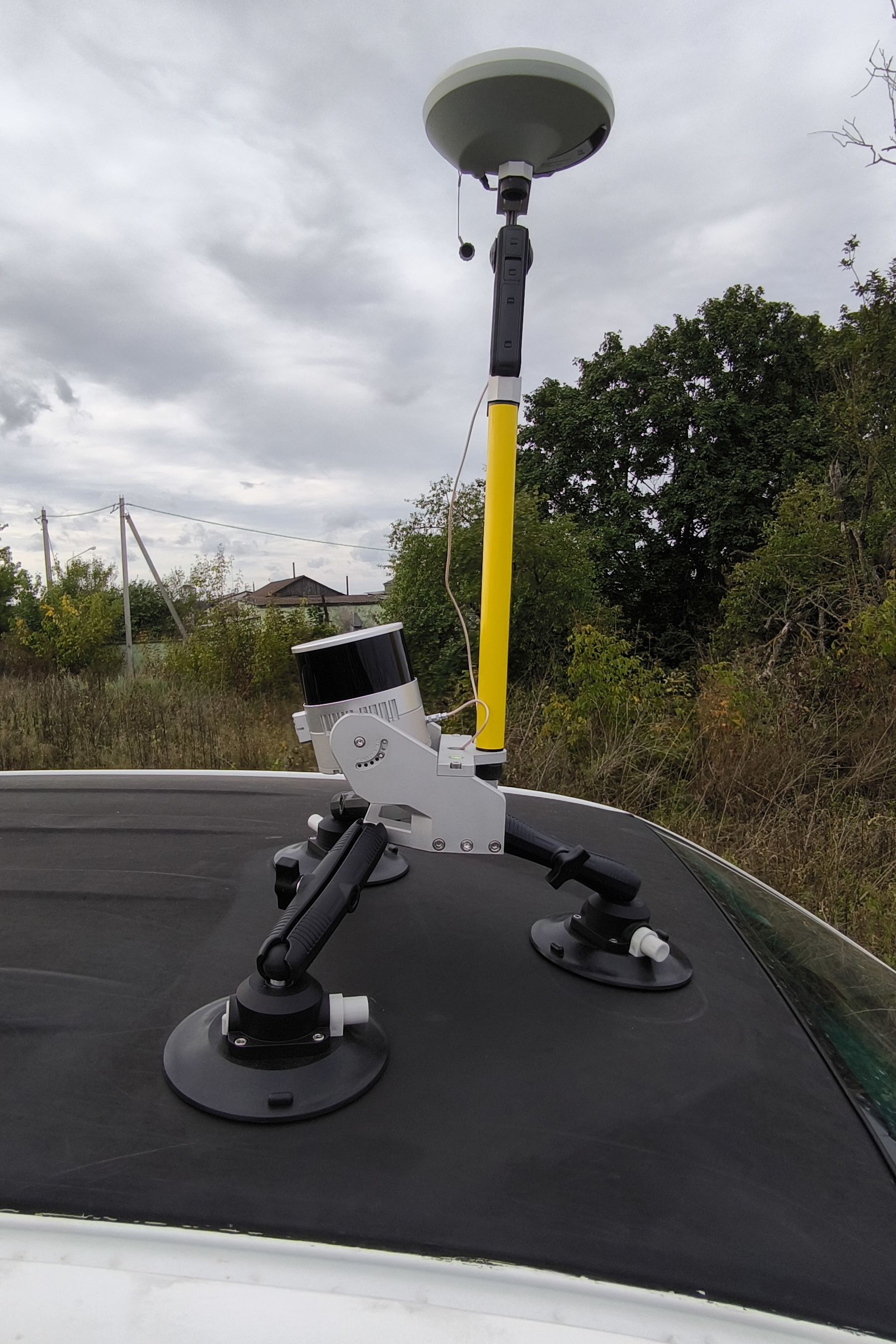 TOPODRONE LiDAR to mobile mount installation
