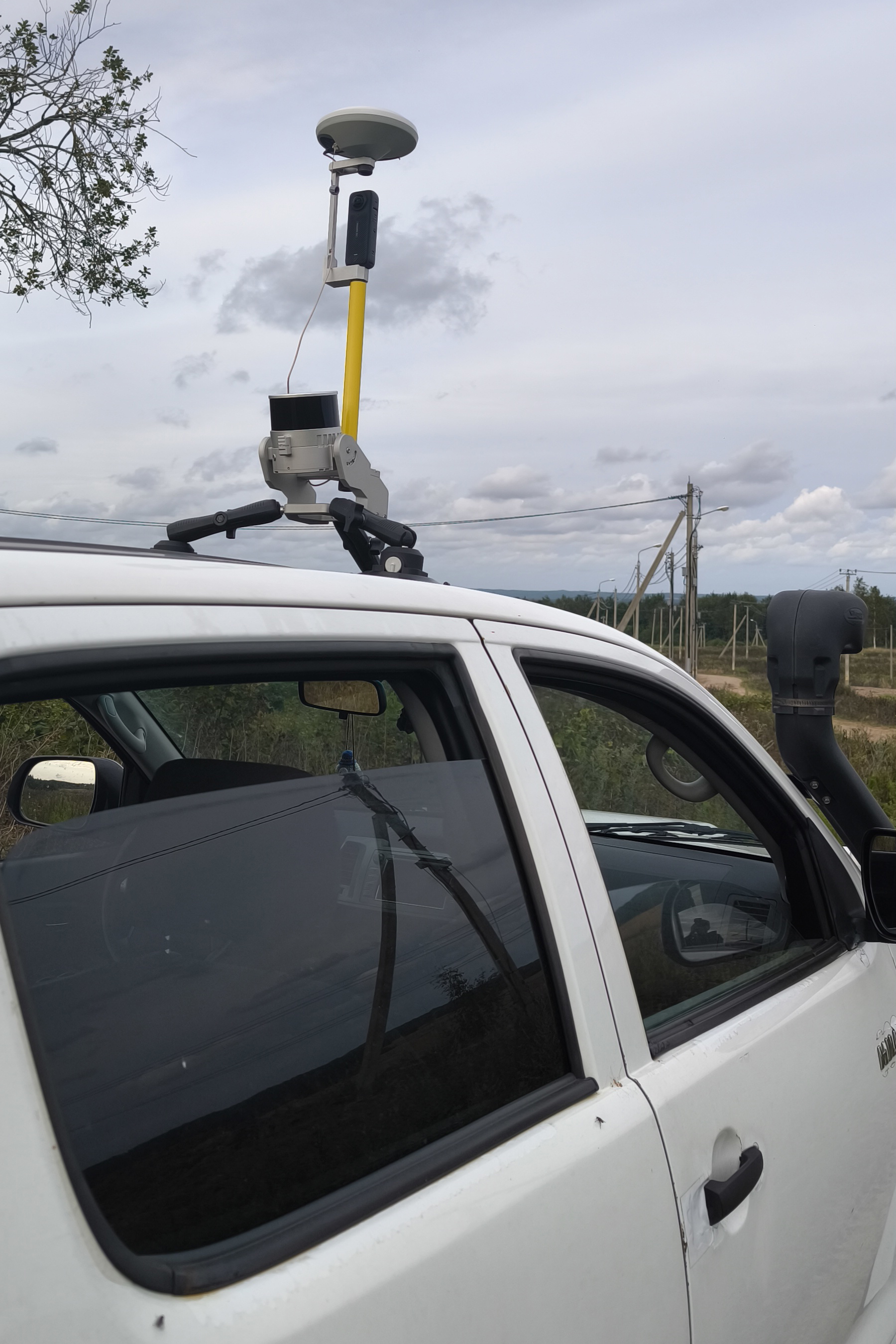TOPODRONE LiDAR to mobile mount installation