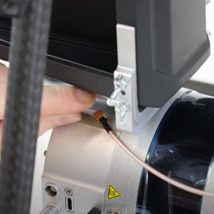 Installing TOPODRONE laser scanner on DJI M200