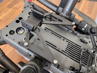 Installing TOPODRONE laser scanner on DJI M300