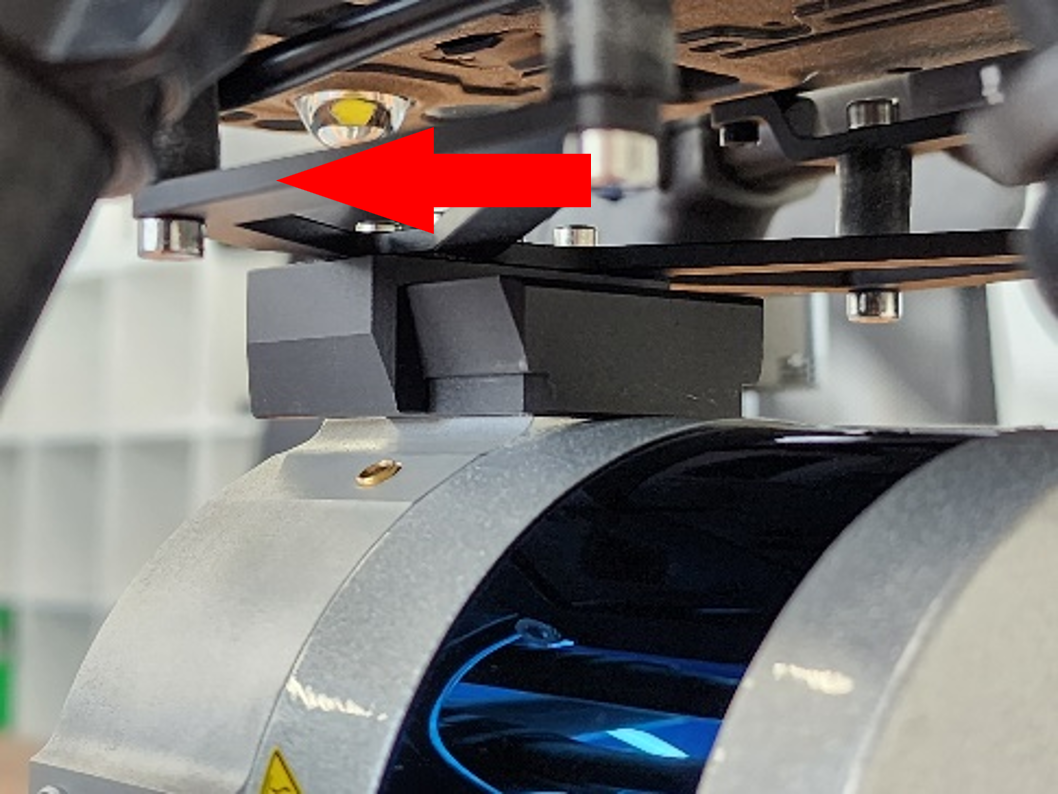 Installing TOPODRONE laser scanner on DJI M300