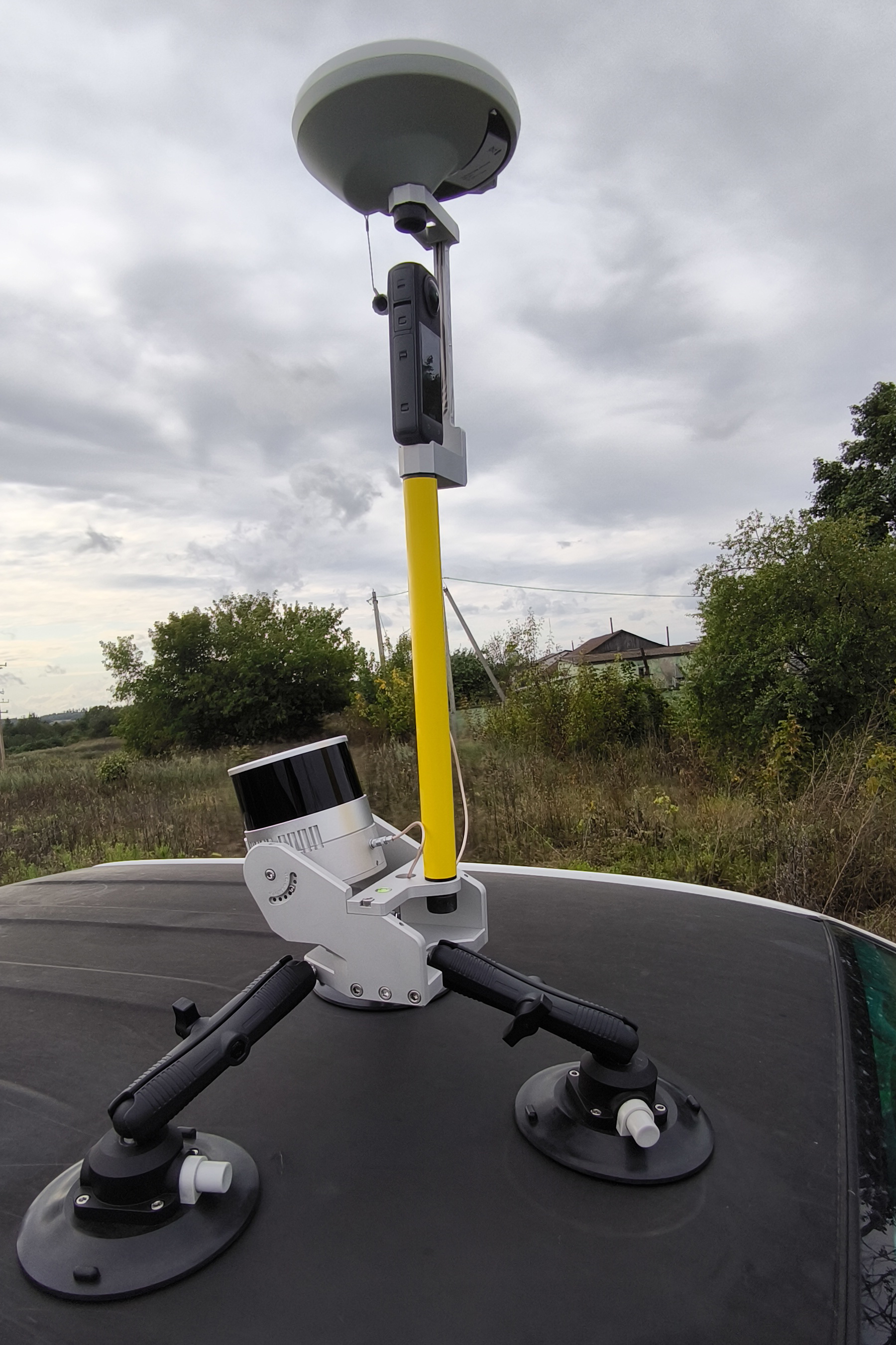 TOPODRONE LiDAR to mobile mount installation