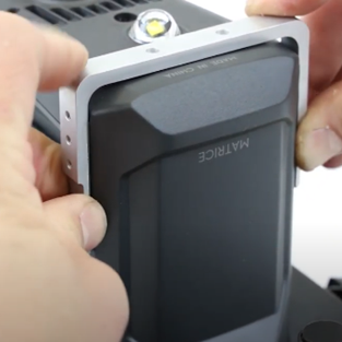 Installing TOPODRONE laser scanner on DJI M200