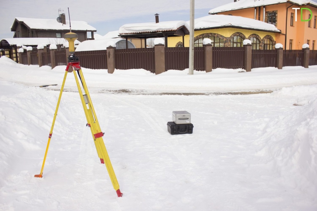 Fig.1. GNSS receiver on point with known coordinates