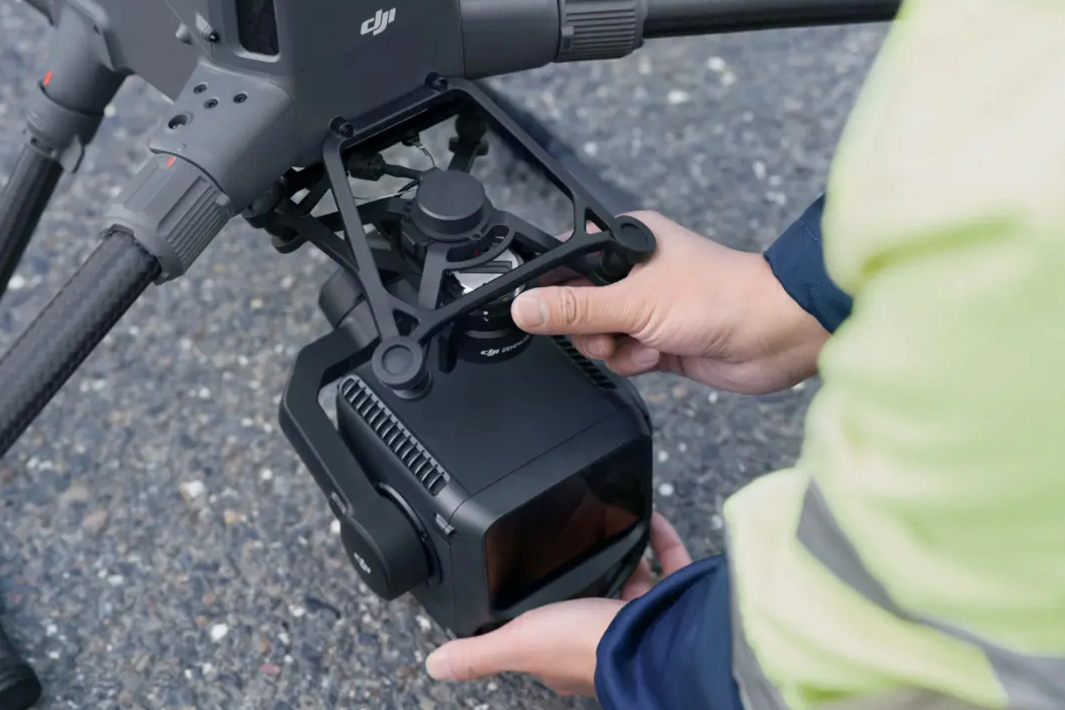 Mounting the DJI Zenmuse L3 on the Matrice 400