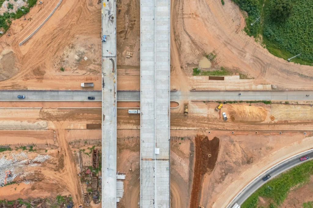 Road and rail infrastructure monitoring