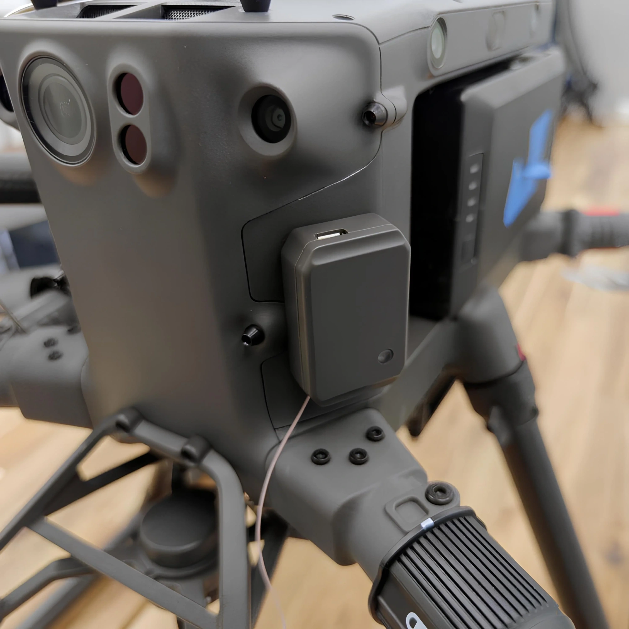 Beacon Kit with Receiver for DJI Matrice 400 / 350 / 300 / 200 and other UAVs